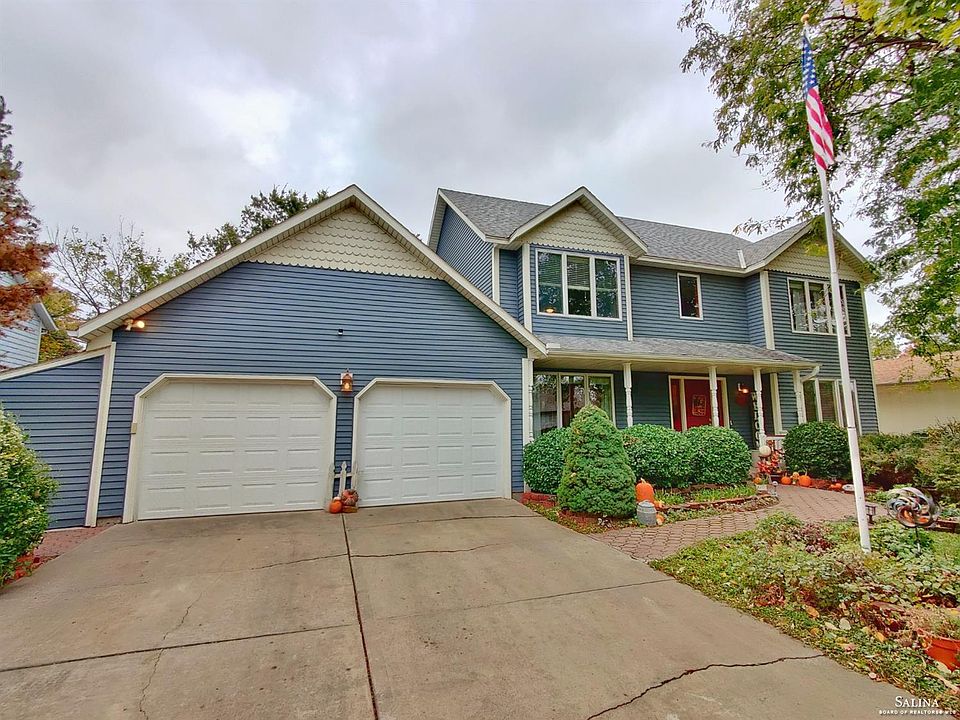 1st image of 2621 Plantation Dr