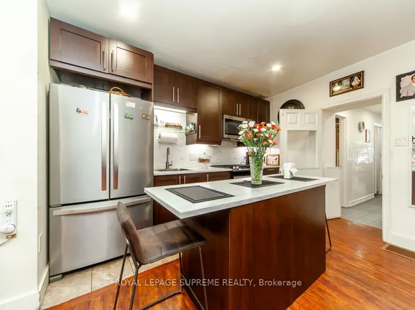 529 Rogers Rd, Toronto, ON M6M 1B4