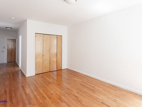 4th image of 218 E 81st St #2RE