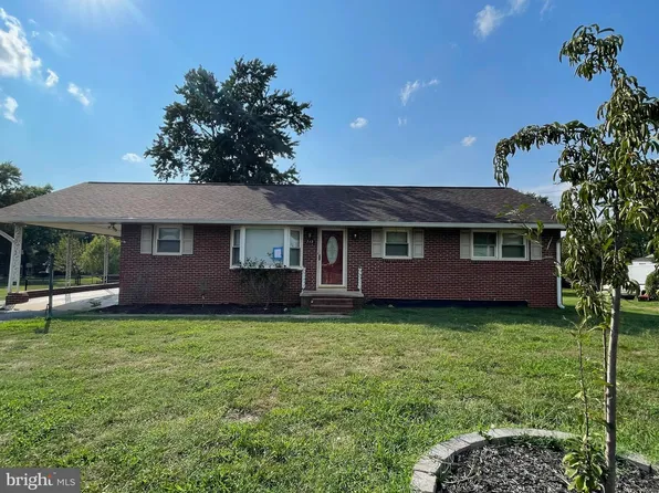 715 Forbes St, Fredericksburg, VA 22405