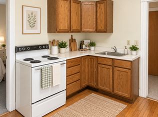 56 Park St, Orono, Orono, ME 04473