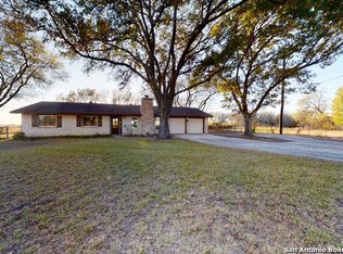 5895 Fm 2538, Marion, TX 78124