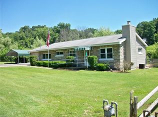 1570 Braun Rd, Belpre, OH 45714