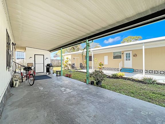 5th image of 29 Fletcher Dr
