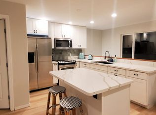 353 Awini Pl #A, Honolulu, HI 96825