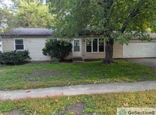 1404 Kings Way, Champaign, IL 61821