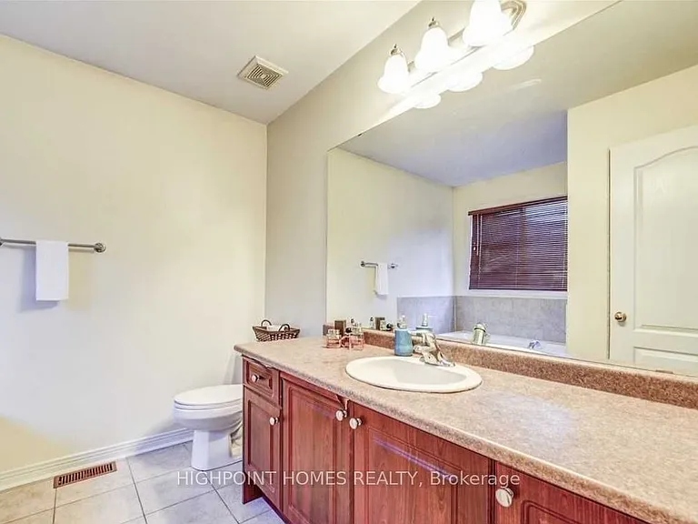 141 Pilkington Dr — Photo 10
