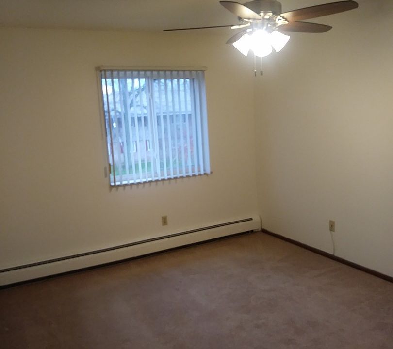 Heritage House Apartments 150 E Dekora St Saukville, WI Zillow