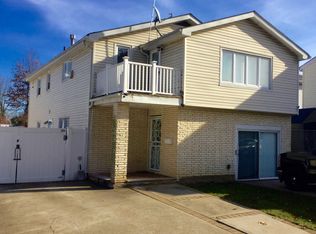 190 Memphis Ave, Staten Island, NY 10312