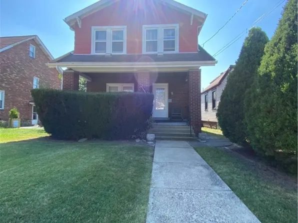 1429 Straka St, Pittsburgh, PA 15204