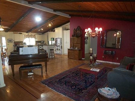 1st image of 18099 Avenida Bonita