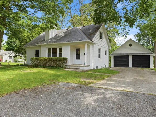 810 Horton St, Northville, MI 48167