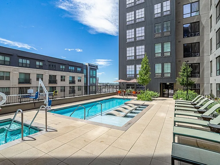 Oso Apartments — Photo 20