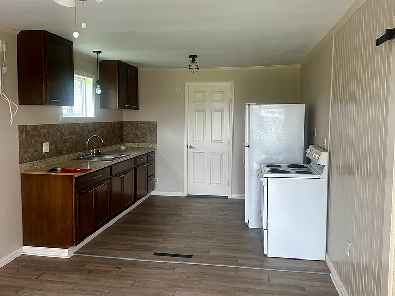 307 Mish Mash Mall Ln — Photo 2