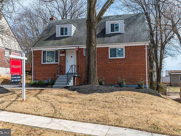 3rd image of 13413 Grenoble Dr