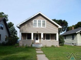 708 S Hiawatha Ave, Pipestone, MN 56164