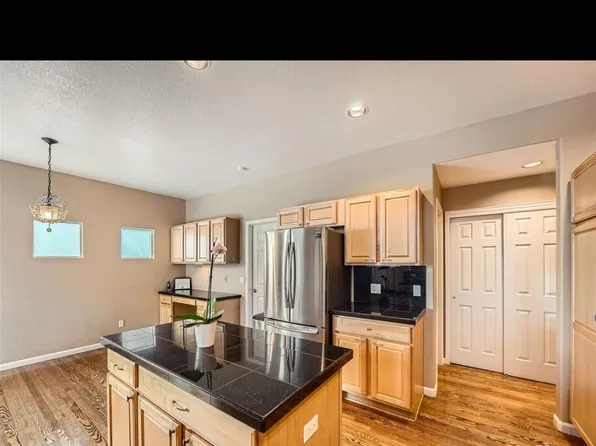2553 S Troy Ct, Aurora, CO 80014