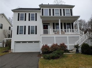 5 Declaration Rd, Southbury, CT 06488