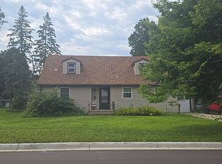 1125 Grace Ave SW, Willmar, MN 56201