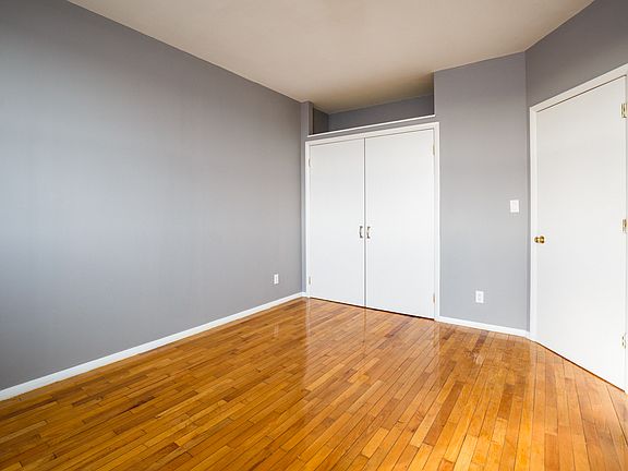 4th image of 667 Meeker Ave APT 3F