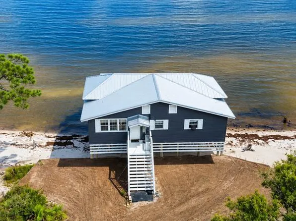 2760 Highway 98 W, Carrabelle, FL 32322