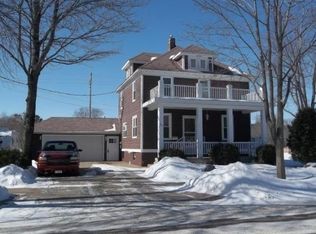 561 4th St, Port Edwards, WI 54469