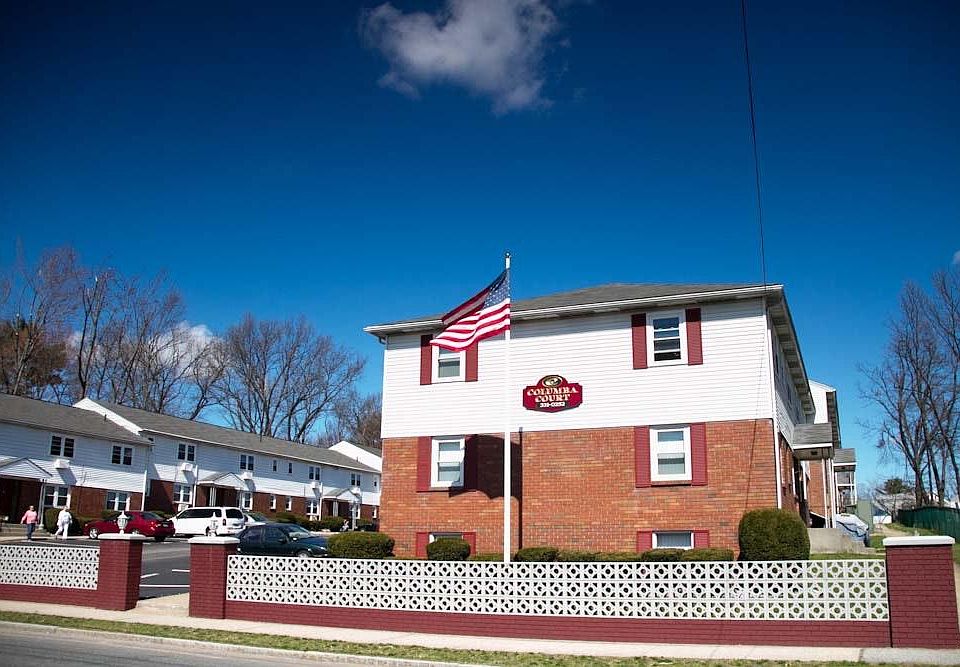 Nice size Apartments/ Convenient Location!