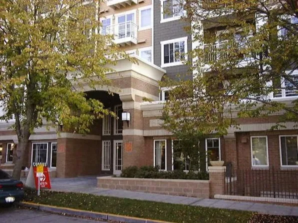 1545 NW 57th St, Seattle, WA 98107