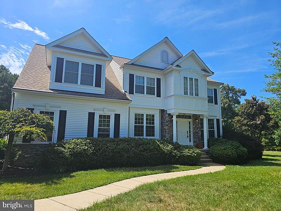 3rd image of 45975 N Greens Rest Dr