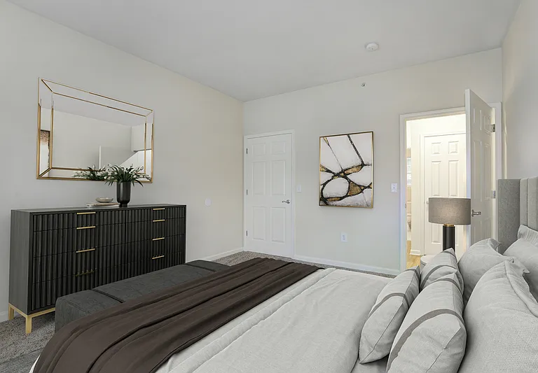 Green Hill Luxury Rentals — Photo 27