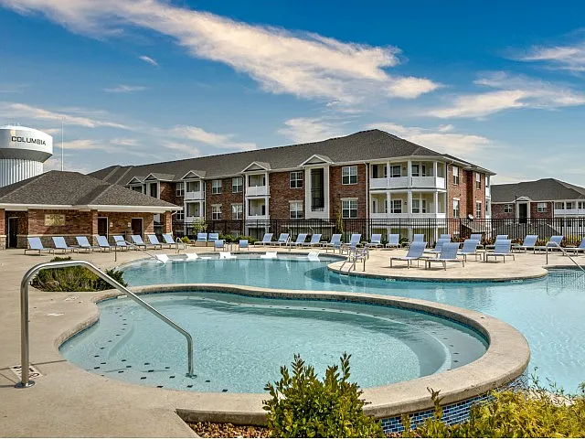 Spacious Hot Tub