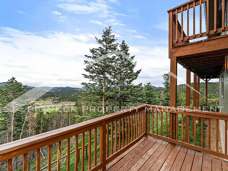 1334 Ponderosa Dr — Photo 26