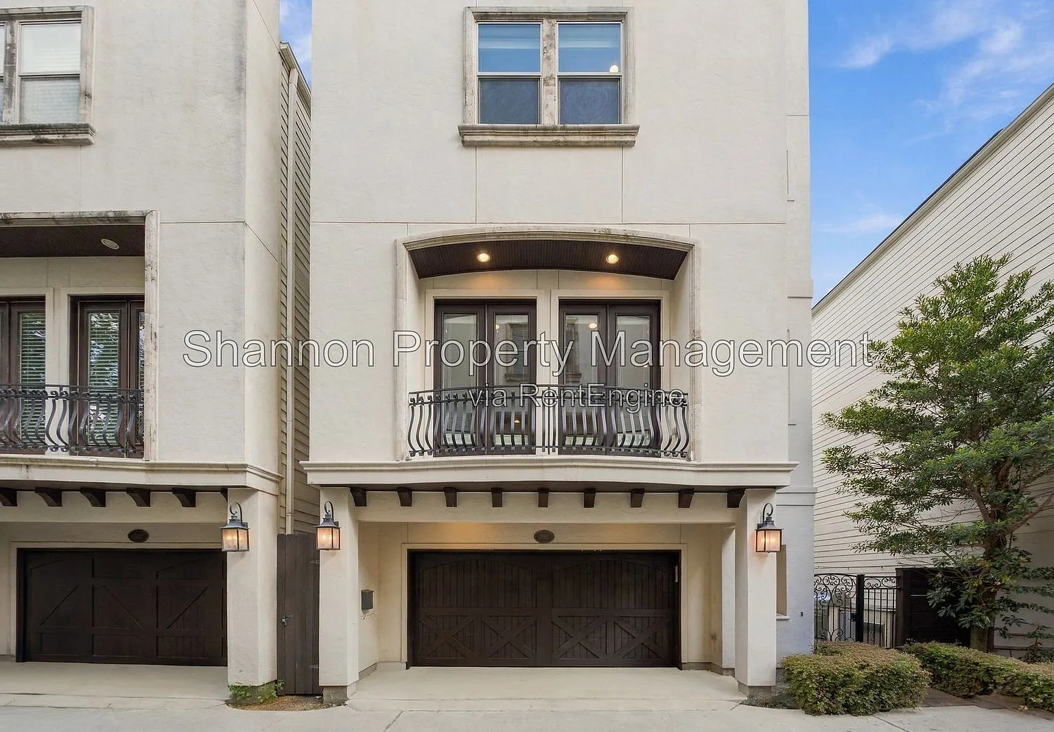 3 bed, 3.5 bath, 2346 sqft, $3,900 — Photo 2