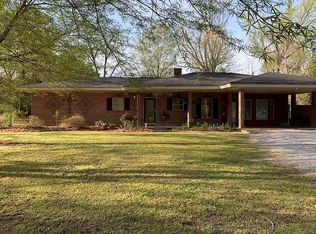 907 E Main St, Oak Grove, LA 71263