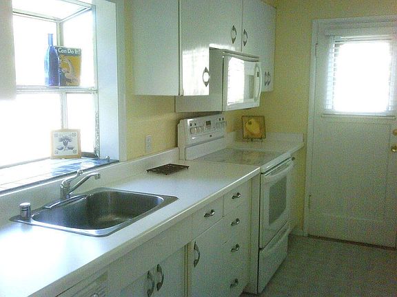 Cheerful European style kitchen