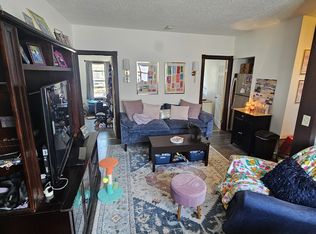 374 Hope St #2N, Fall River, MA 02721