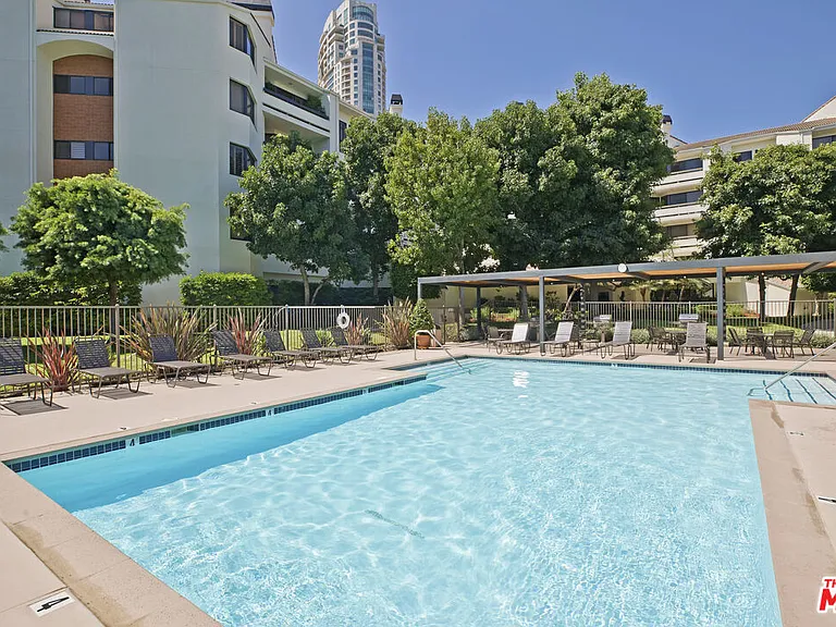 2112 Century Park Ln #301 — Photo 22