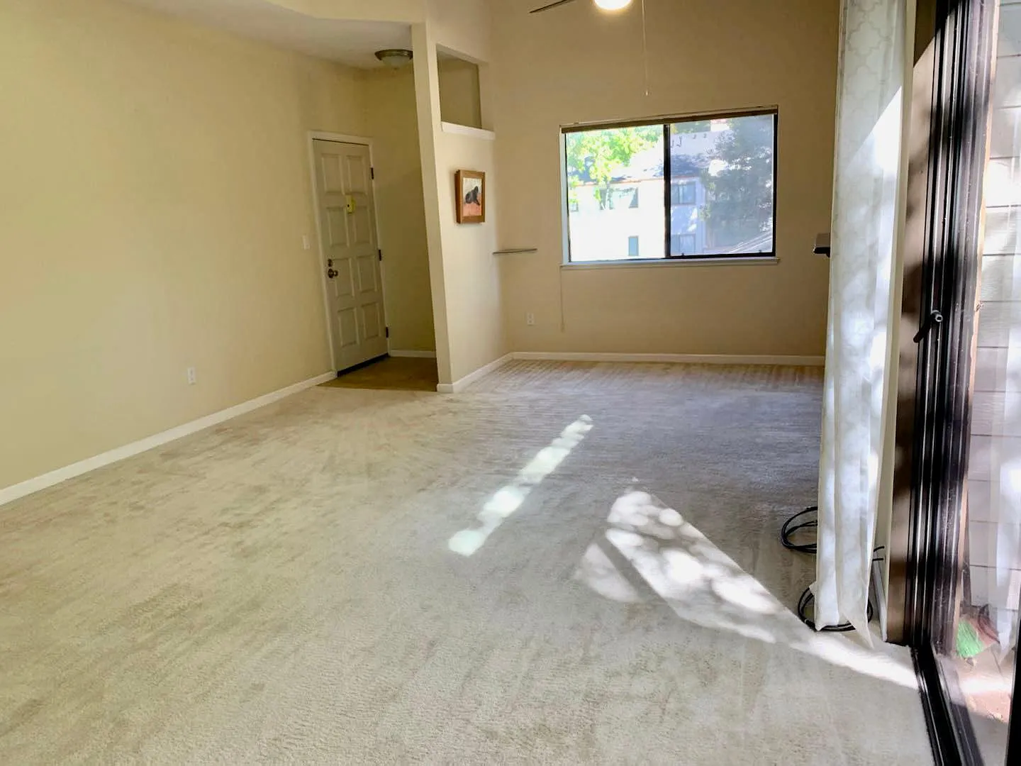 2 bed, 988 sqft, $3,450 — Photo 2