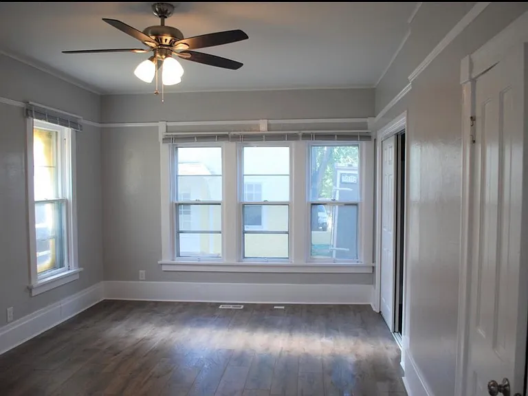 711 E Platte Ave #1 — Photo 11