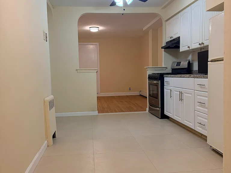 1408 Astor Ave #1 — Photo 1