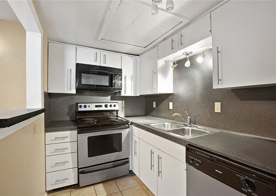 1st image of 1717 W 35th St APT 207