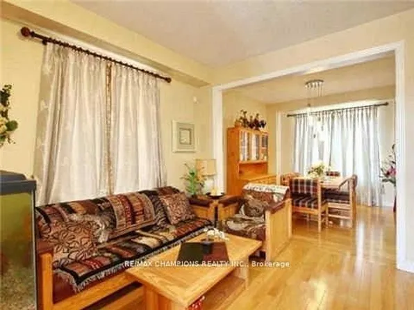 6 Tennant Dr, Brampton, ON L6R 0E5