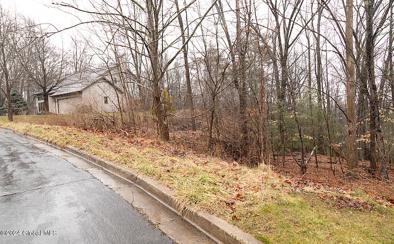 3rd image of 1034 Elton Drive