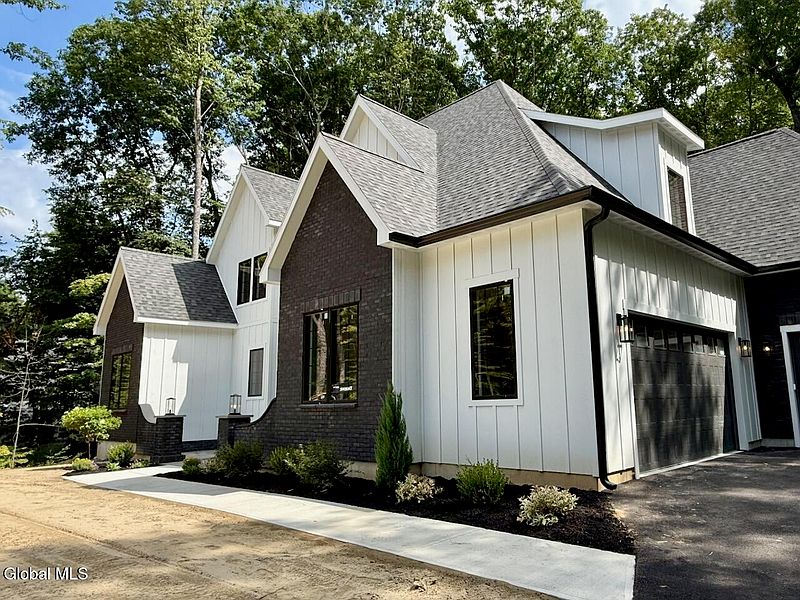 2nd image of 44 Ruggles Road