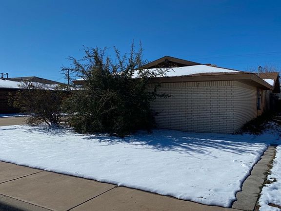 2nd image of 3201 N Northwest Dr