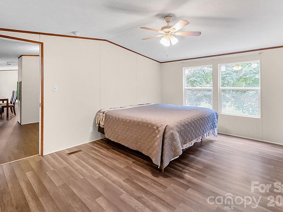 5th image of 125 & 139 Farthing Dr