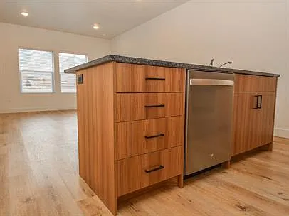 220 N Spring Creek Pkwy #6 — Photo 5