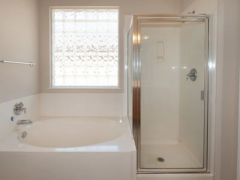 1612 Melissa Oaks Ln — Photo 20