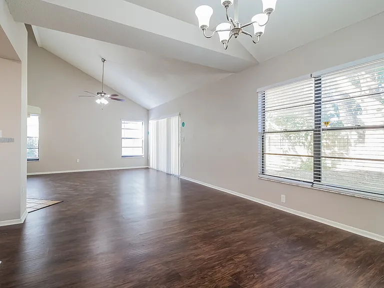 395 Cidermill Pl — Photo 7