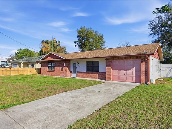 2nd image of 6789 SE 54th Ln